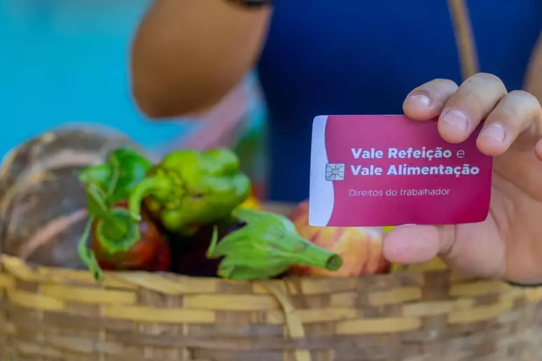 Imagem do post O Novo Decreto 12.712/2025 e o Futuro dos Benefícios Alimentares no Brasil